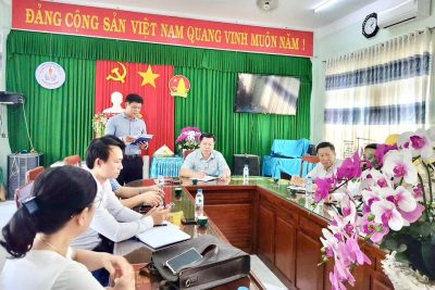 Chi bộ Trường THCS Nguyễn Đôn vinh dự đón tiếp Thường trực Đảng ủy xã Sơn Tịnh về làm việc