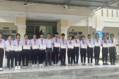 TRƯỜNG THCS NGUYỄN ĐÔN TỔ CHỨC TRAO GIẢI KỲ THI HSG CẤP TRƯỜNG